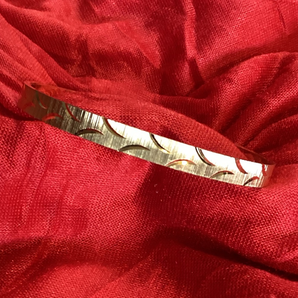 Vintage Crown Trifari Gold Etched Bangle Bracelet